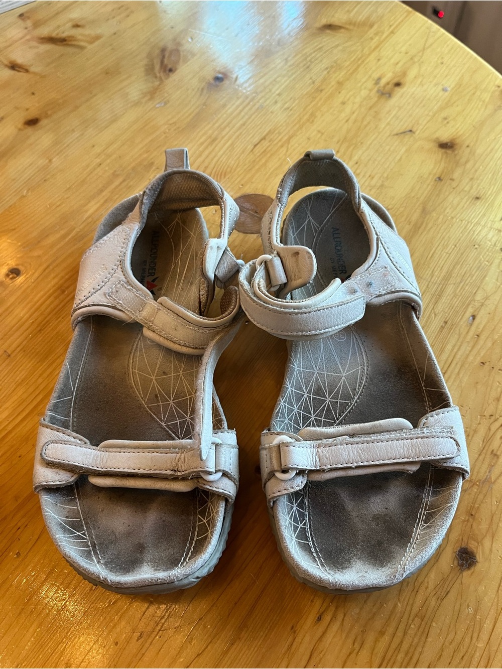Mephisto Adjustable Strap Sandals